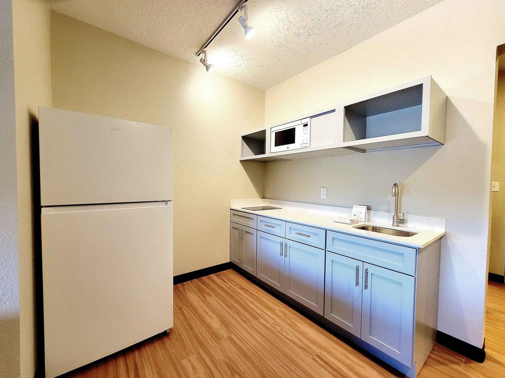 Extended Stay America Suites - Buffalo - Airport Cheektowaga Eksteriør billede