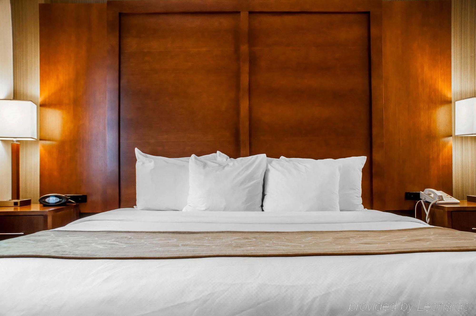 Extended Stay America Suites - Buffalo - Airport Cheektowaga Eksteriør billede